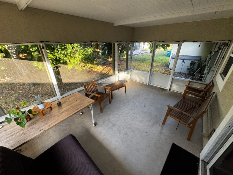 Building Photo - 7109 NW 66th St