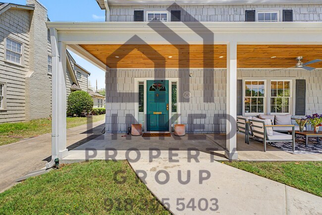 Building Photo - Beautiful Maple Ridge Home