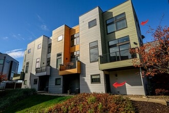 Building Photo - Beautiful Furnished 1 bedroom unit in Fair...