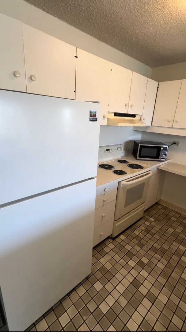 Building Photo - Wonderful 1 BD / 1BA Condo in Makiki!!!
