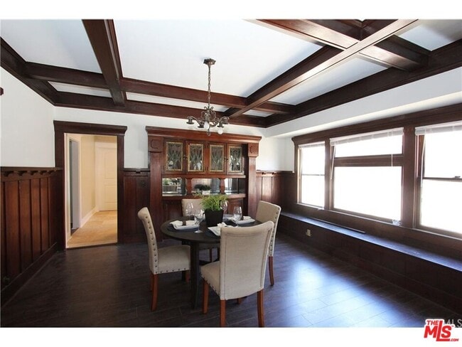 Building Photo - 2345 W 30th St