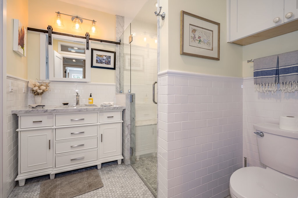 Building Photo - 2152 Grand Oaks Ave