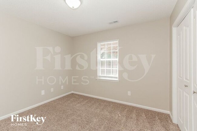 Building Photo - 2816 Emerald Meadow Ln