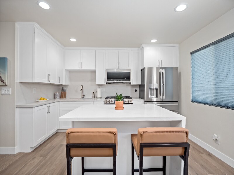 Building Photo - 608 Nottingham Dr