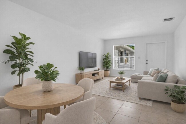 Building Photo - 241 NW 40th St