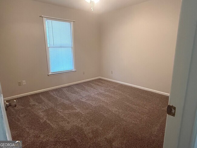 Building Photo - 217 Mossberg Cir