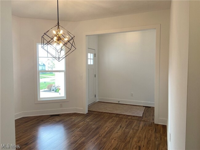 Building Photo - 1167 Iroquois Ave