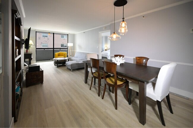 Building Photo - 1775 Washington Ave