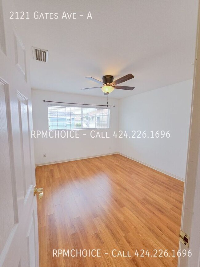 Building Photo - 2121 Gates Ave