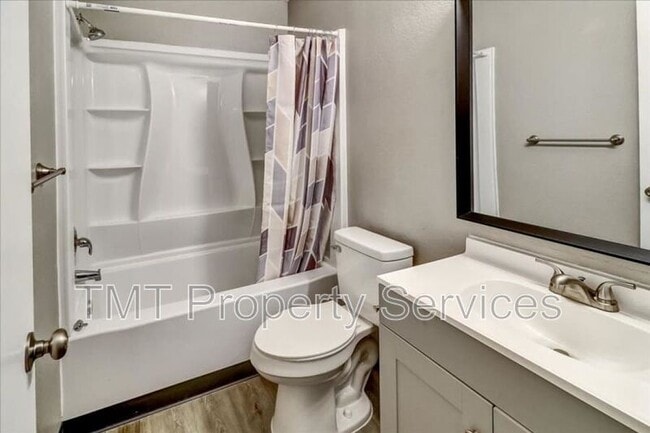 Building Photo - 2836 Fox Creek Ct