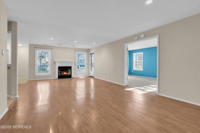 Building Photo - 435 Hancock Pl