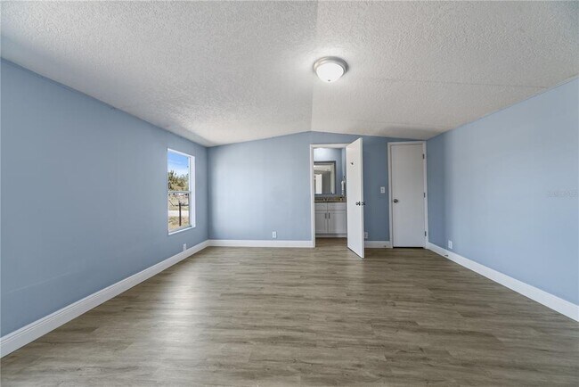 Building Photo - 9165 Atlas Dr