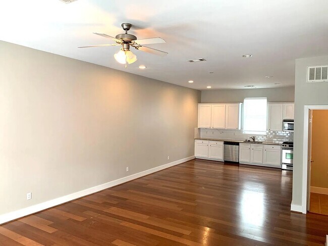 Building Photo - 1604 Tribeca Way