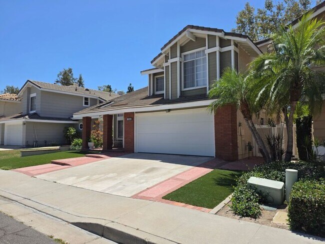 Building Photo - 398 N Brook Glen Ln