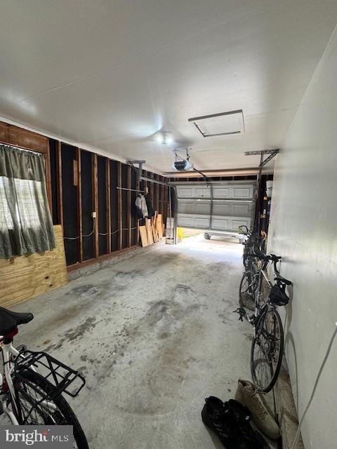 Building Photo - 625 Westphalia Dr