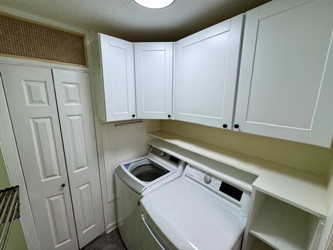 Building Photo - UP TO $500 OFF ONE MONTH!