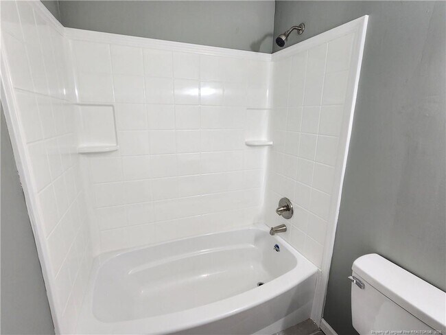 Building Photo - 5100 Malloy Cir