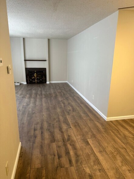 Building Photo - 5630 Boca Raton Blvd