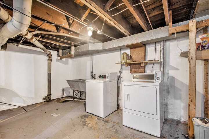 Building Photo - 144 College Ave NE