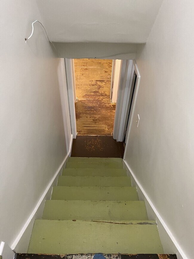 Building Photo - 2 Bed / 2 Bath Home - Close to UNC