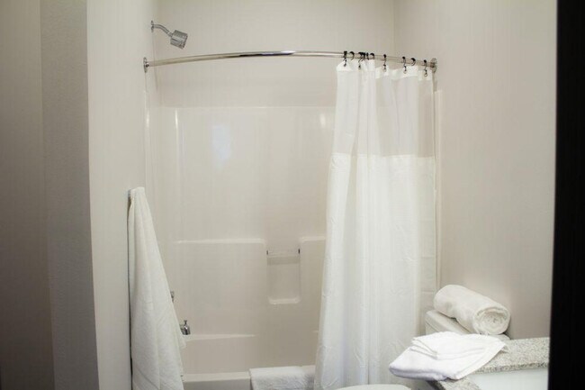 Building Photo - 1439 N Telluride St