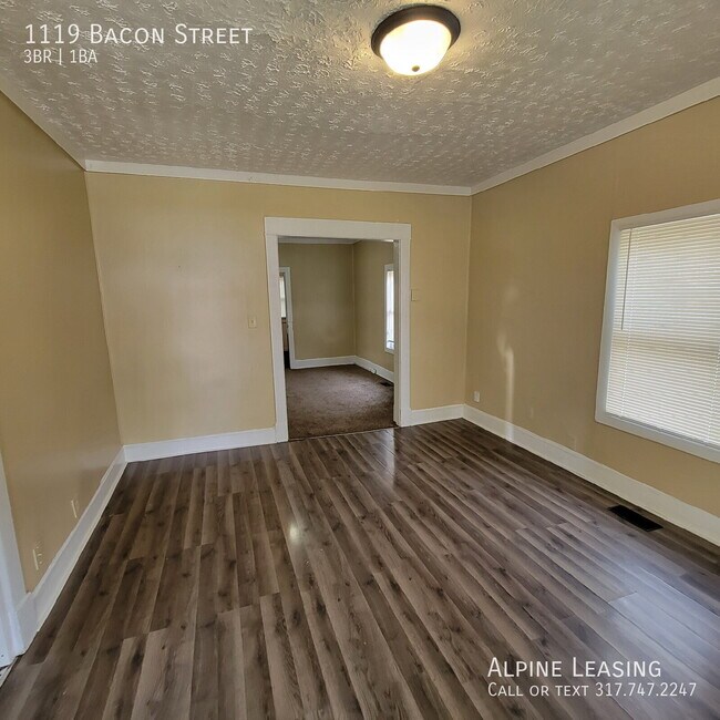 Building Photo - 1119 Bacon St