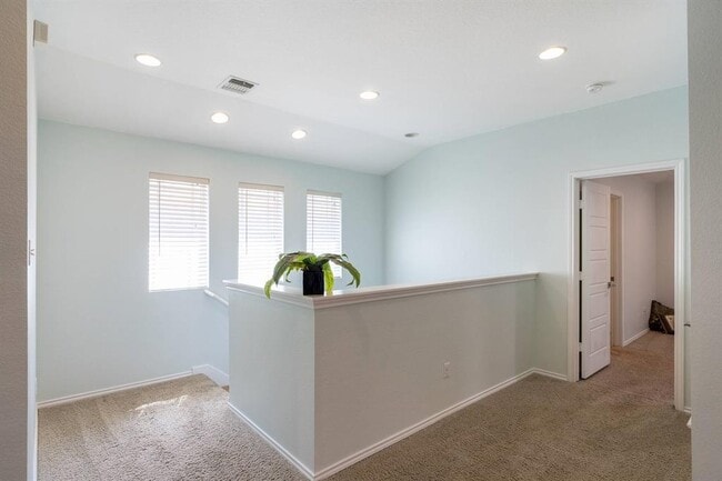 Building Photo - 404 Buttercup Creek Blvd