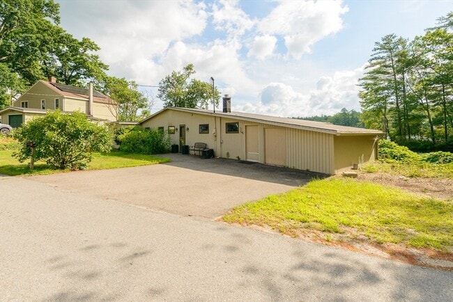 Building Photo - 181 Peninsula Dr