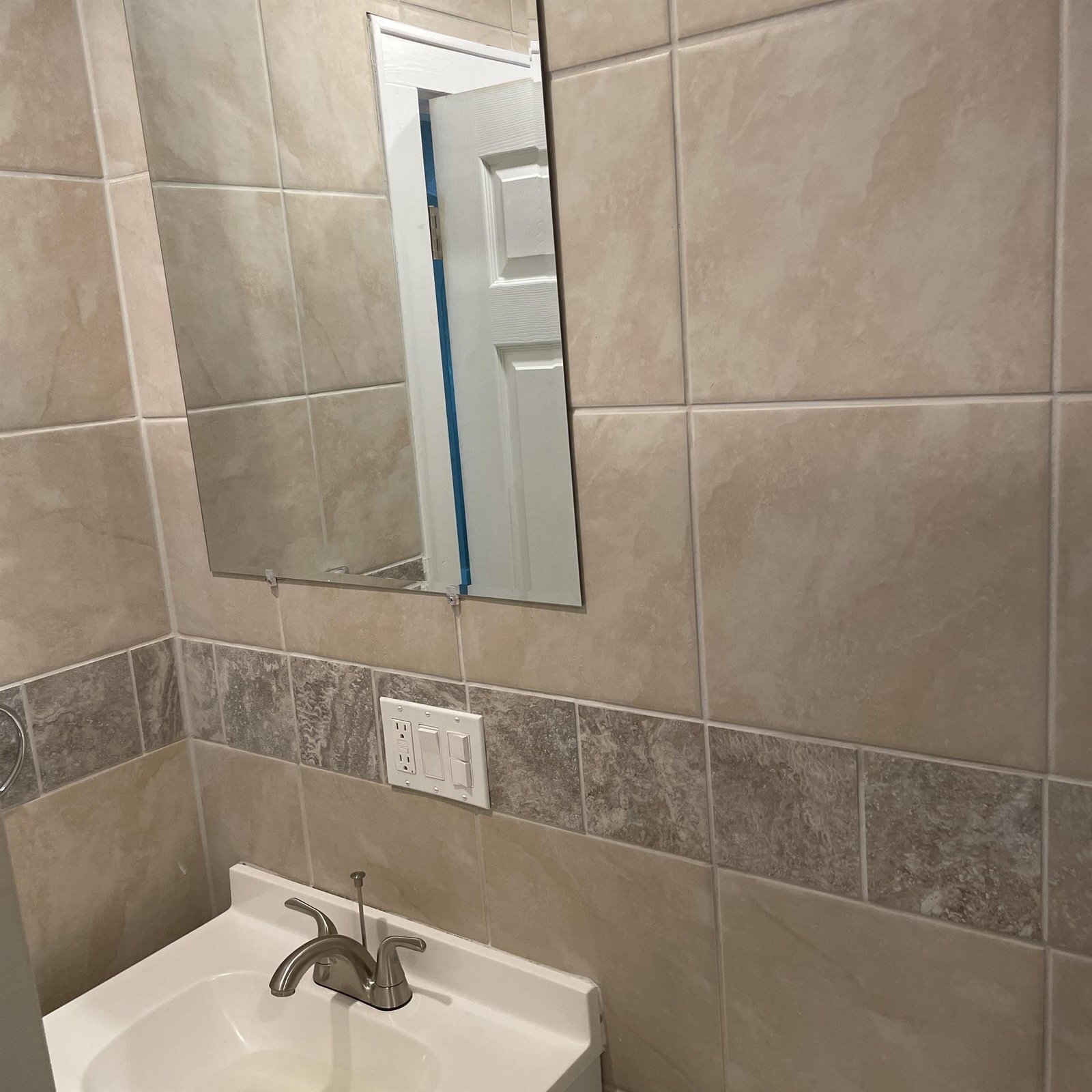 Building Photo - 2313 W Herold Ave