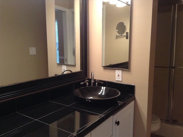 Building Photo - 9255 Heritage Glen Dr