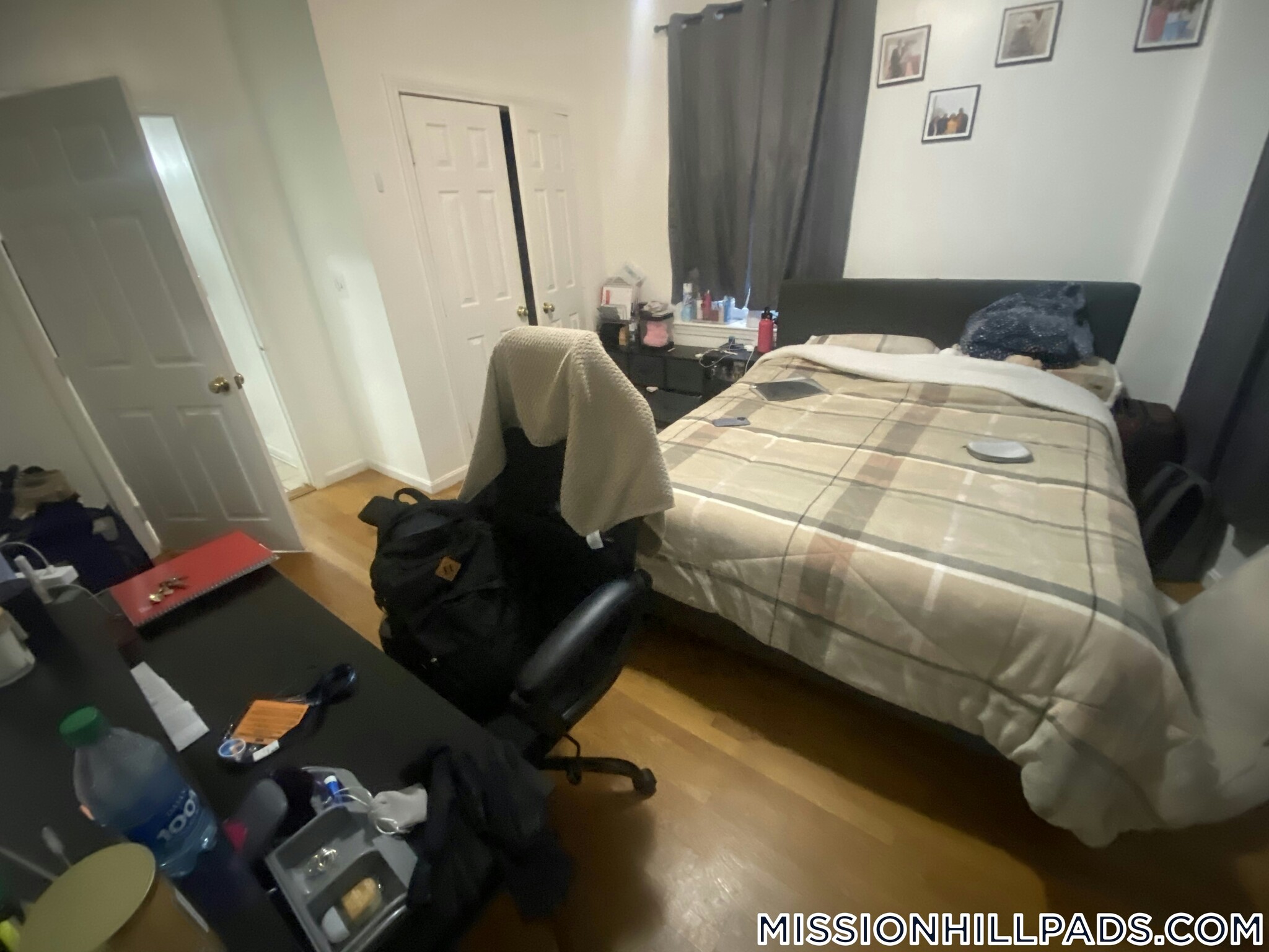 Building Photo - 715 Parker St