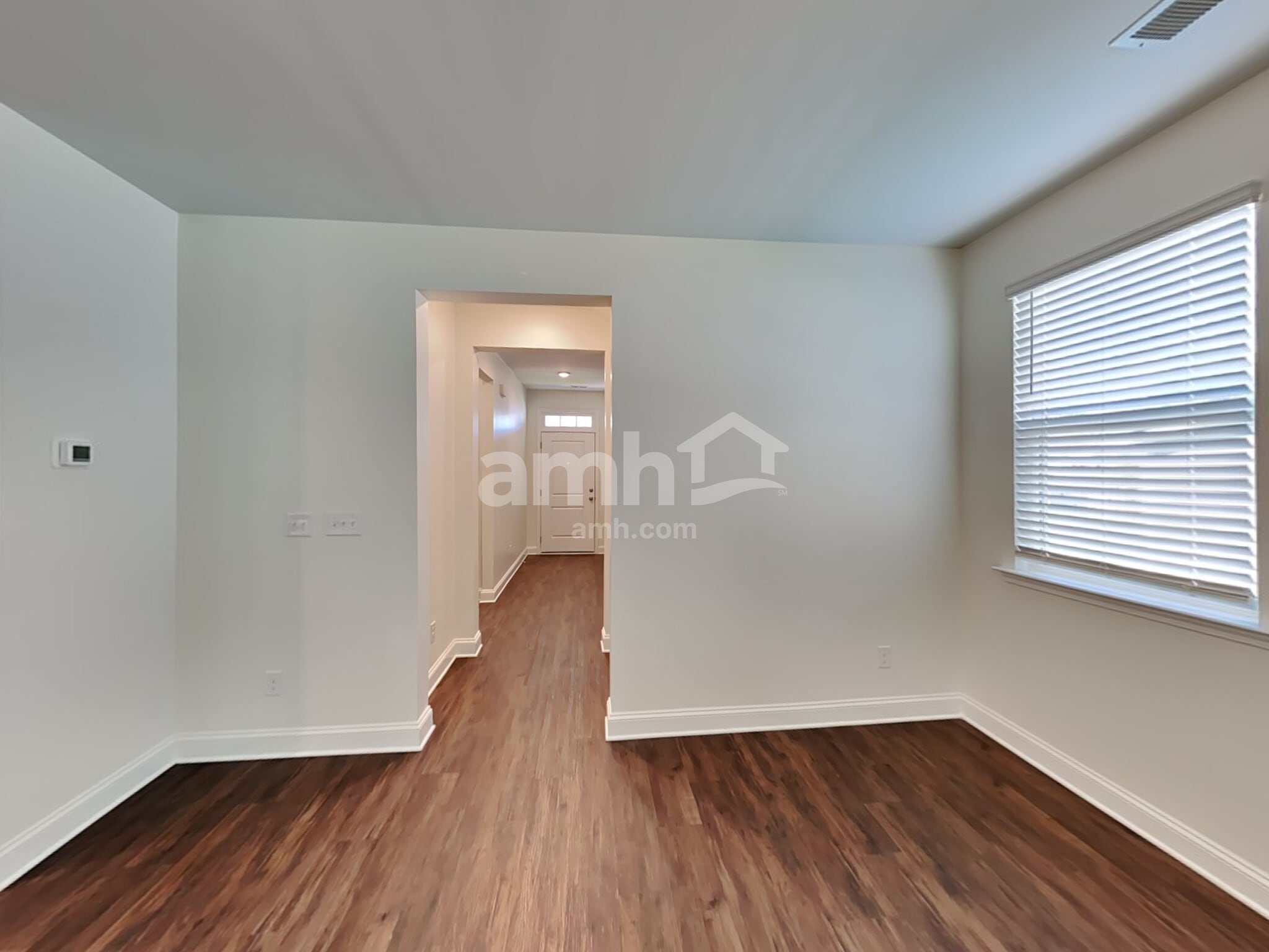 Building Photo - 552 Rivermist Dr