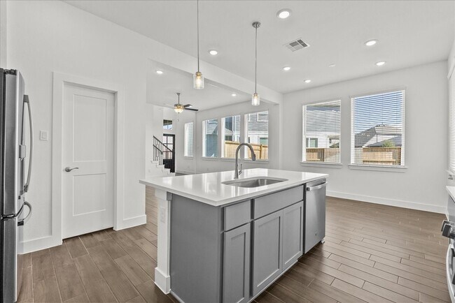 Building Photo - 5206 Sage Hls Dr