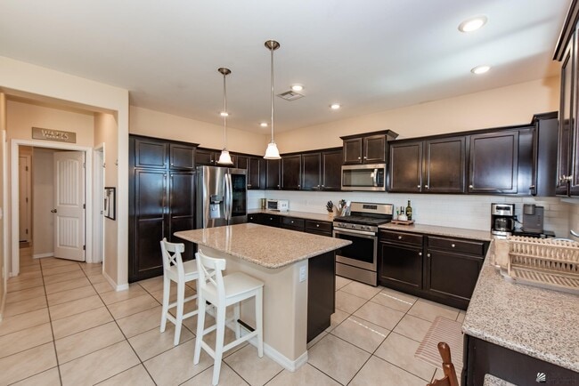 Building Photo - 6715 E 35th Rd