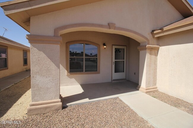 Building Photo - 14009 Robert Ituarte Dr