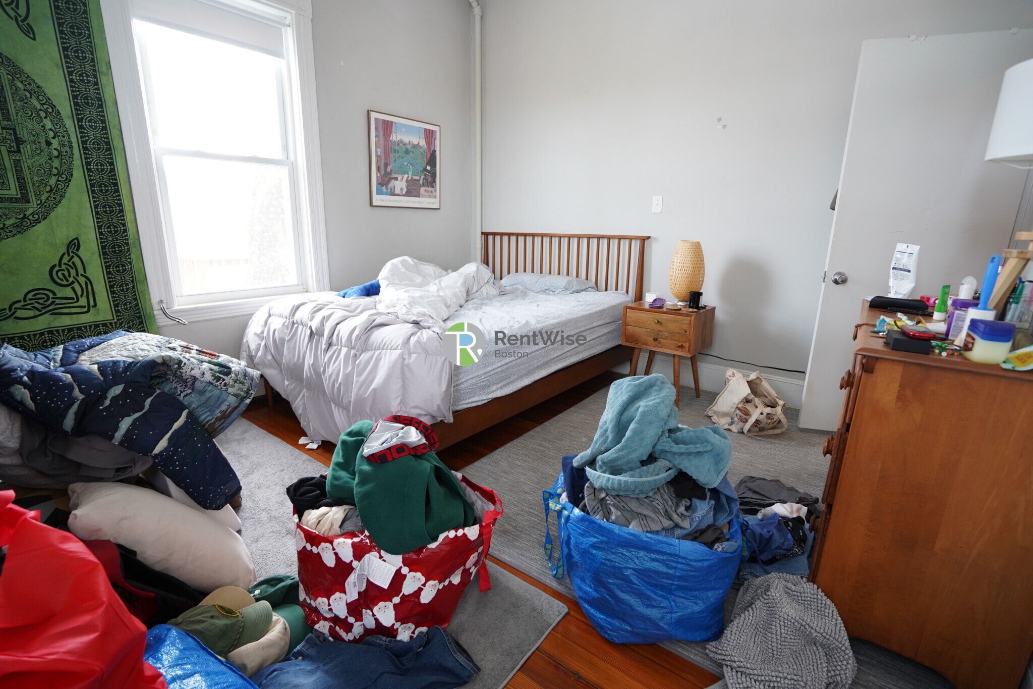 Building Photo - 172 Bigelow St