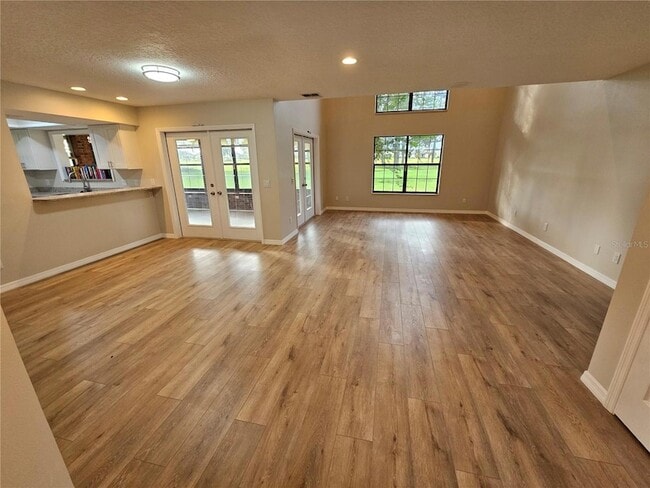 Building Photo - 6539 Brentwood Dr.
