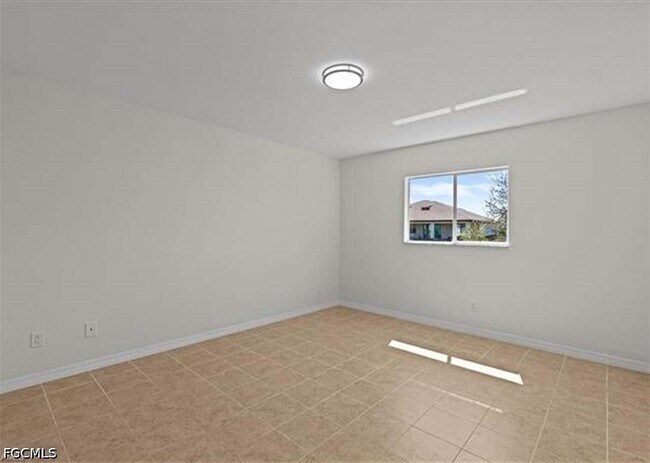Building Photo - 4303 26th St SW