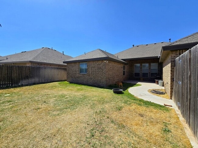 Building Photo - 6000 Rio Grande Ave