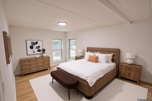 Building Photo - 30114 Oak St