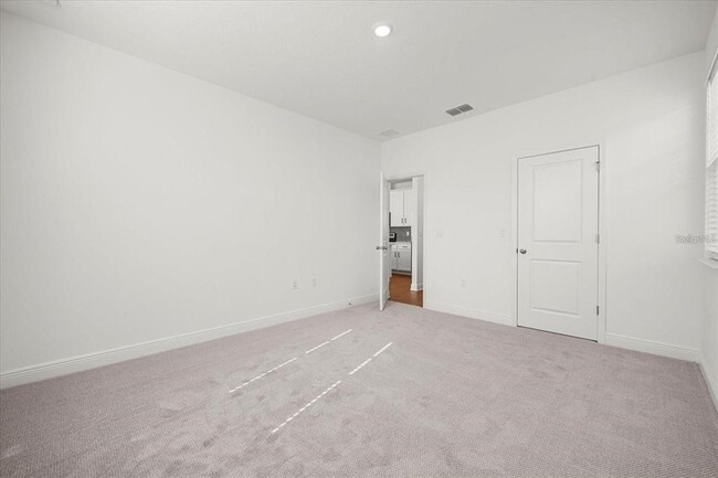 Building Photo - 10032 Hulse Aly