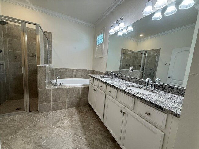 Building Photo - 15153 Spanish Point Dr