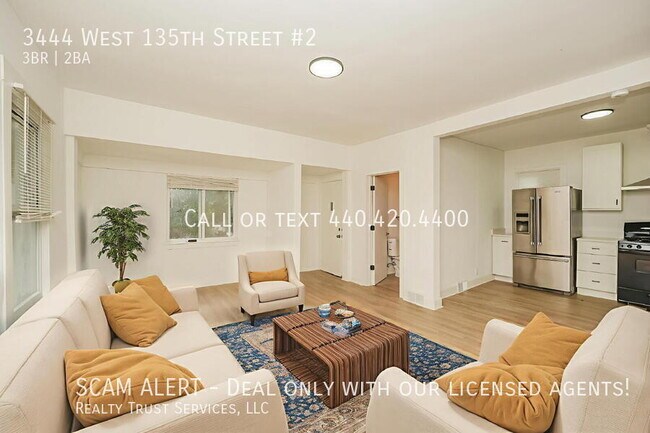 Building Photo - 3444 W 135th St