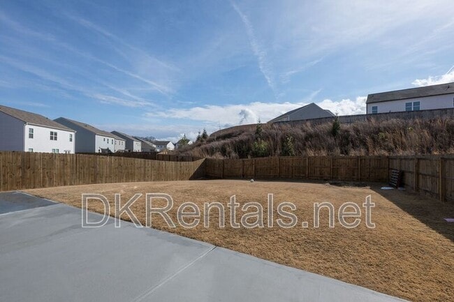 Building Photo - 261 Barnwood Ln