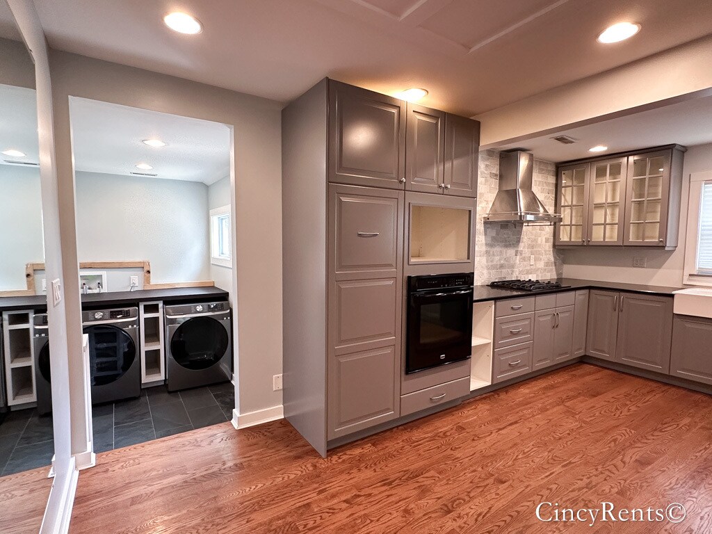 Building Photo - 4200 Grove Ave