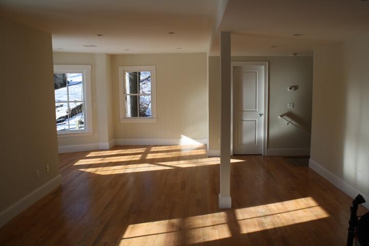 Building Photo - 54 Cedar St
