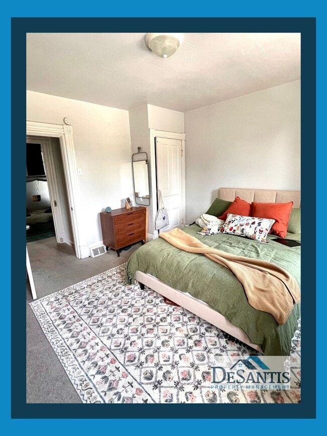 Building Photo - Pittsburgh - 2 Bedroom 1 Bathroom - Spacio...