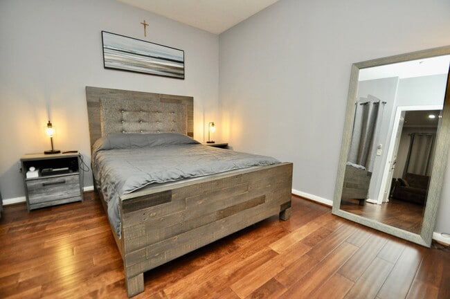 Building Photo - 3231 Allen Pkwy