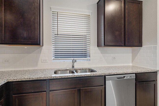 Building Photo - 313 Timber Brook Dr