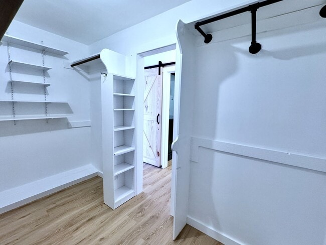 Building Photo - READY NOW!! 4-Bedroom Home in Lake Trant w/Attached Garage! Pet Friendly!